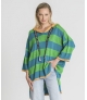 Camisola com capuz perfurada