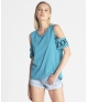 T-Shirt LOVE com corte nos ombros