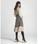 Vestido comprido plissado com riscas