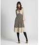 Vestido comprido plissado com riscas