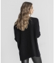 Camisola canelada com perfurados