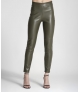 Legging em napa fecho lateral