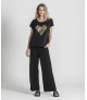 Calça com fecho lateral