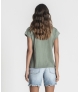 T-Shirt com chapa (R) brilhante