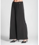 Calça fina com elástico na cinta