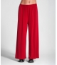 Calça fina com elástico na cinta