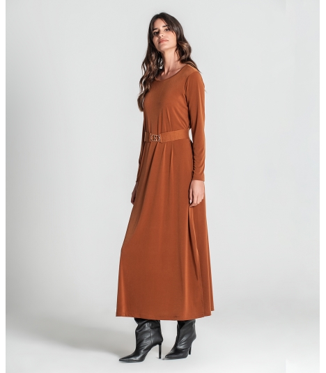 Vestido comprido com cinto
