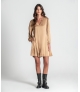 Vestido decote em v curto