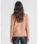 Camisola estruturada com bolsos