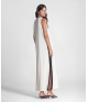 Vestido com risca na lateral