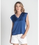 Blusa decote em v acetinada