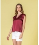 Blusa decote em v acetinada