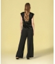 Blusa decote em v acetinada