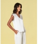 Blusa decote em v acetinada