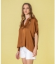 Blusa com manga curta acetinada