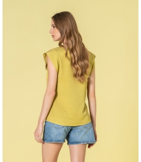 Blusa decote em v com folho na manga