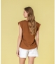Blusa decote em v com folho na manga